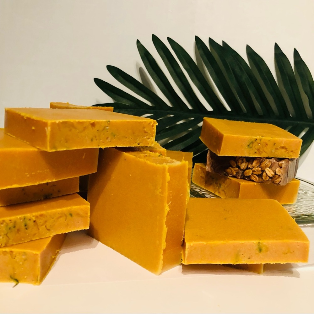 All natural ingredients, Turmeric & Honey Shea butter bar soap.